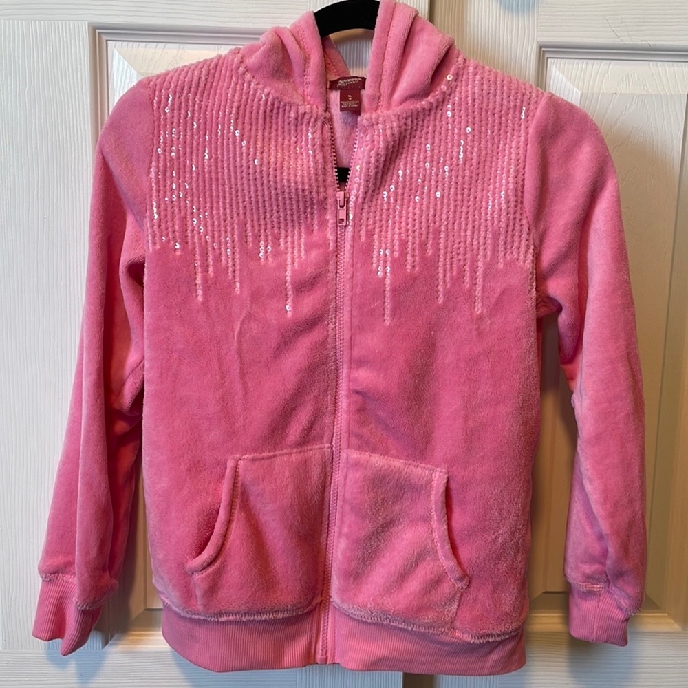 Girls size 16 ,very pretty new pink jacket